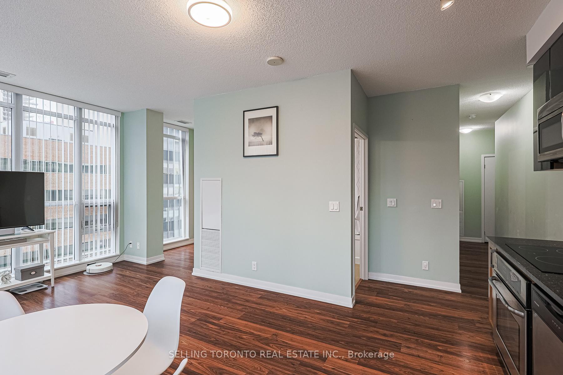 Photo 12 of Unit 603, 89 Dunfield Avenue, Toronto, Mount Pleasant West — HOMEH