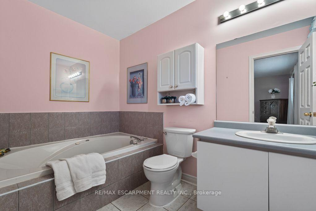 Photo 24 of 1141 Lockhart Road, Burlington, Brant — HOMEH