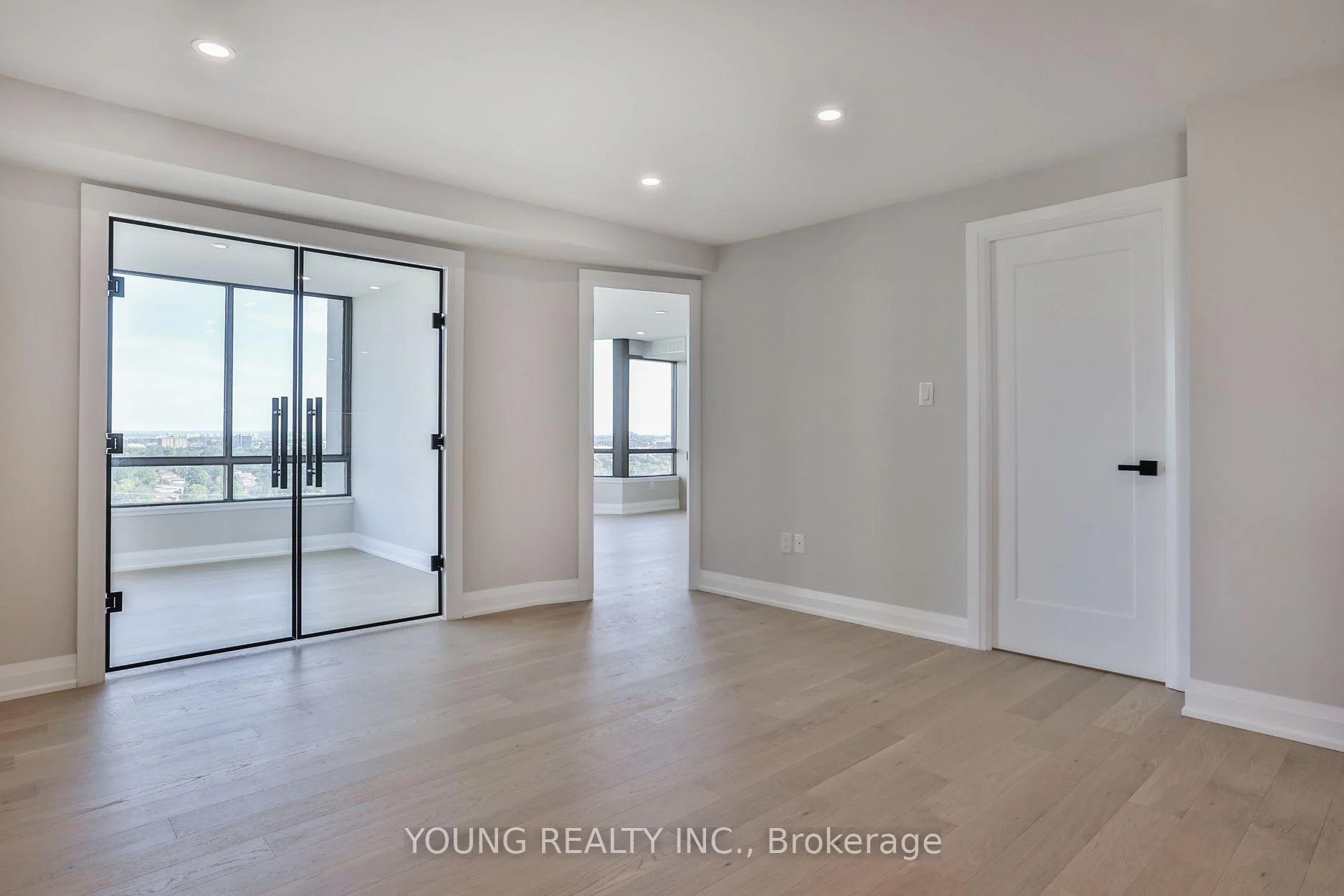 Photo 17 of Unit 1406, 65 Skymark Drive, North York, Hillcrest Village — HOMEH
