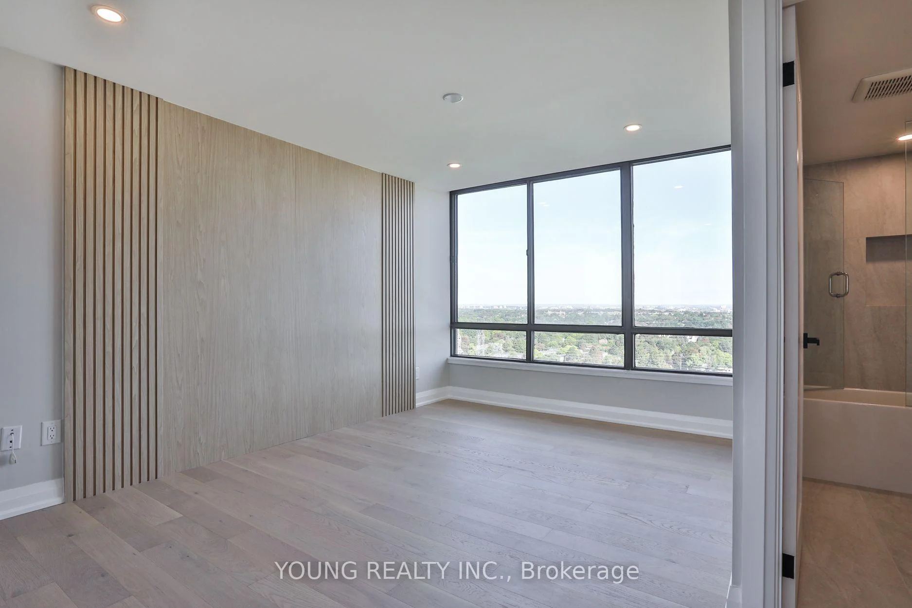 Photo 18 of Unit 1406, 65 Skymark Drive, North York, Hillcrest Village — HOMEH