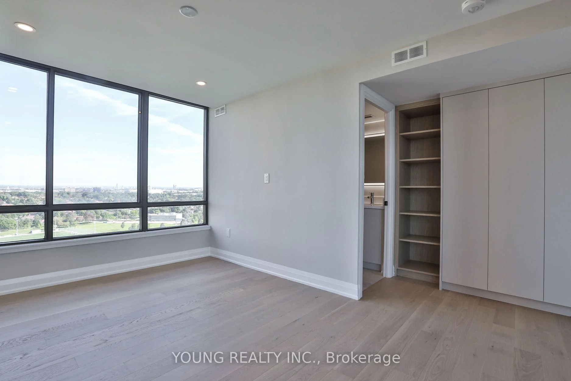 Photo 19 of Unit 1406, 65 Skymark Drive, North York, Hillcrest Village — HOMEH