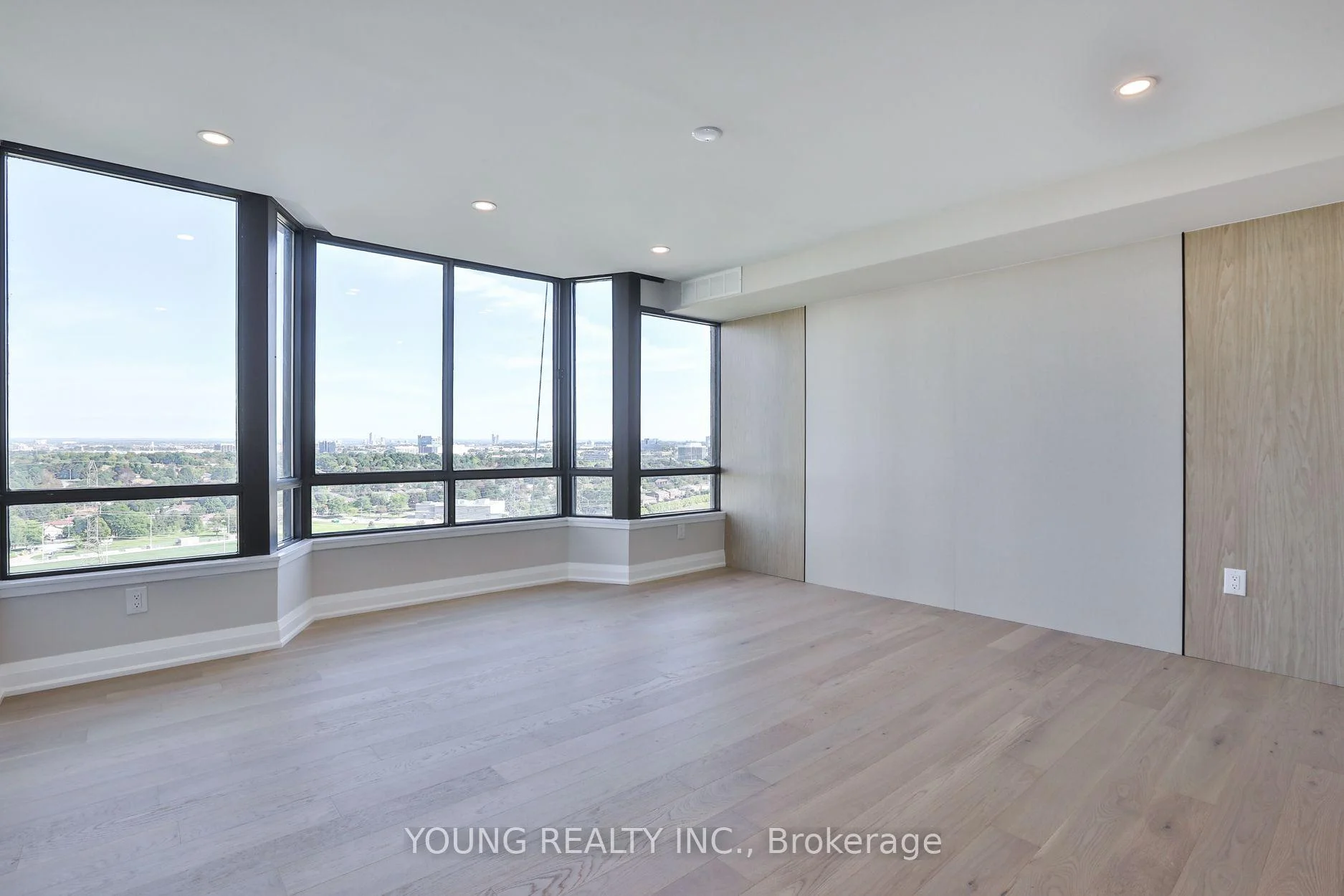 Photo 21 of Unit 1406, 65 Skymark Drive, North York, Hillcrest Village — HOMEH