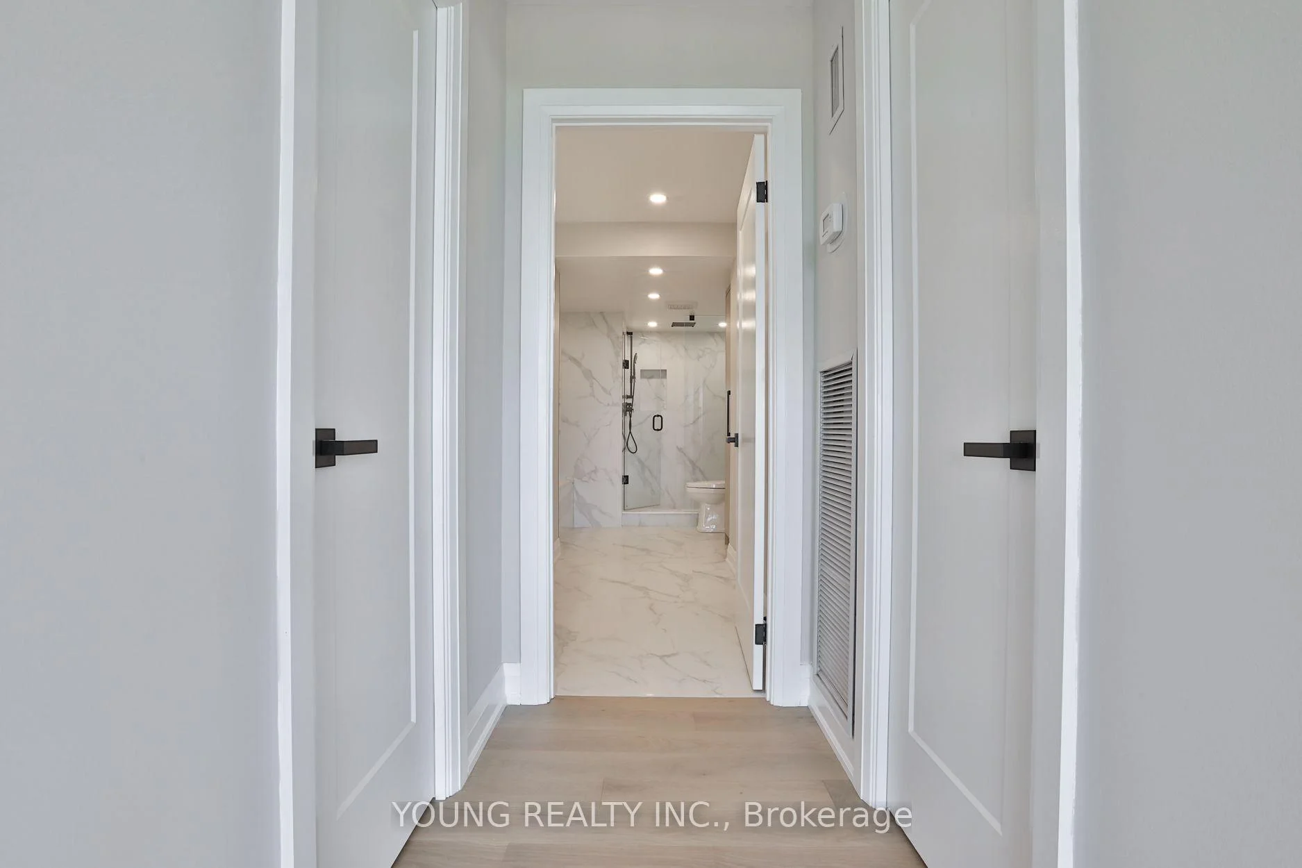 Photo 23 of Unit 1406, 65 Skymark Drive, North York, Hillcrest Village — HOMEH