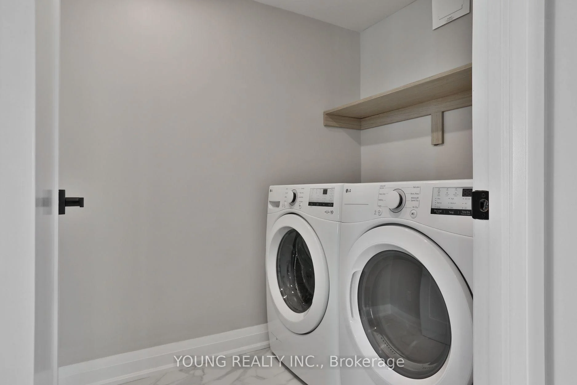 Photo 26 of Unit 1406, 65 Skymark Drive, North York, Hillcrest Village — HOMEH