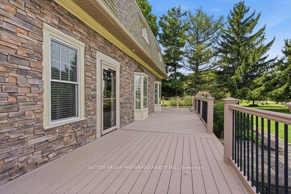 Photo 8 of 1797 Glanworth Drive, London, South AA — HOMEH