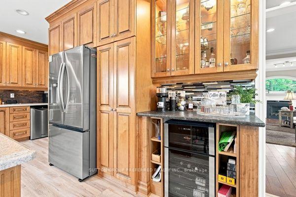 Photo 18 of 1797 Glanworth Drive, London, South AA — HOMEH