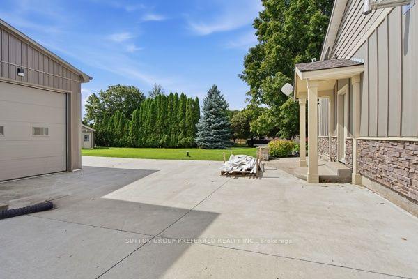 Photo 49 of 1797 Glanworth Drive, London, South AA — HOMEH