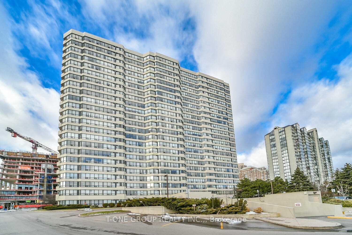 Photo of Unit 2103, 400 Webb Drive
