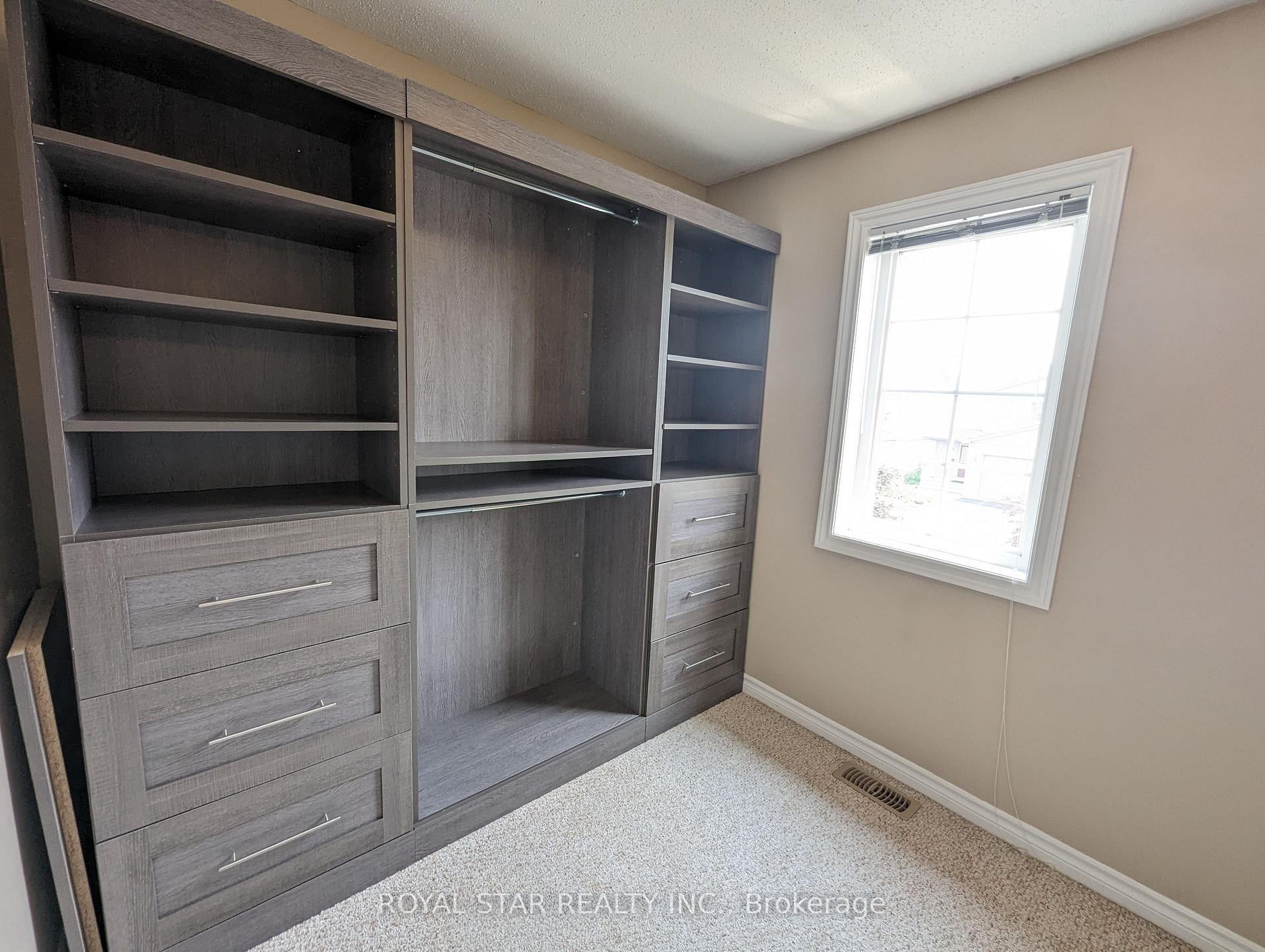 Photo 17 of 11 John Findlay Terrace, Arnprior, Arnprior — HOMEH