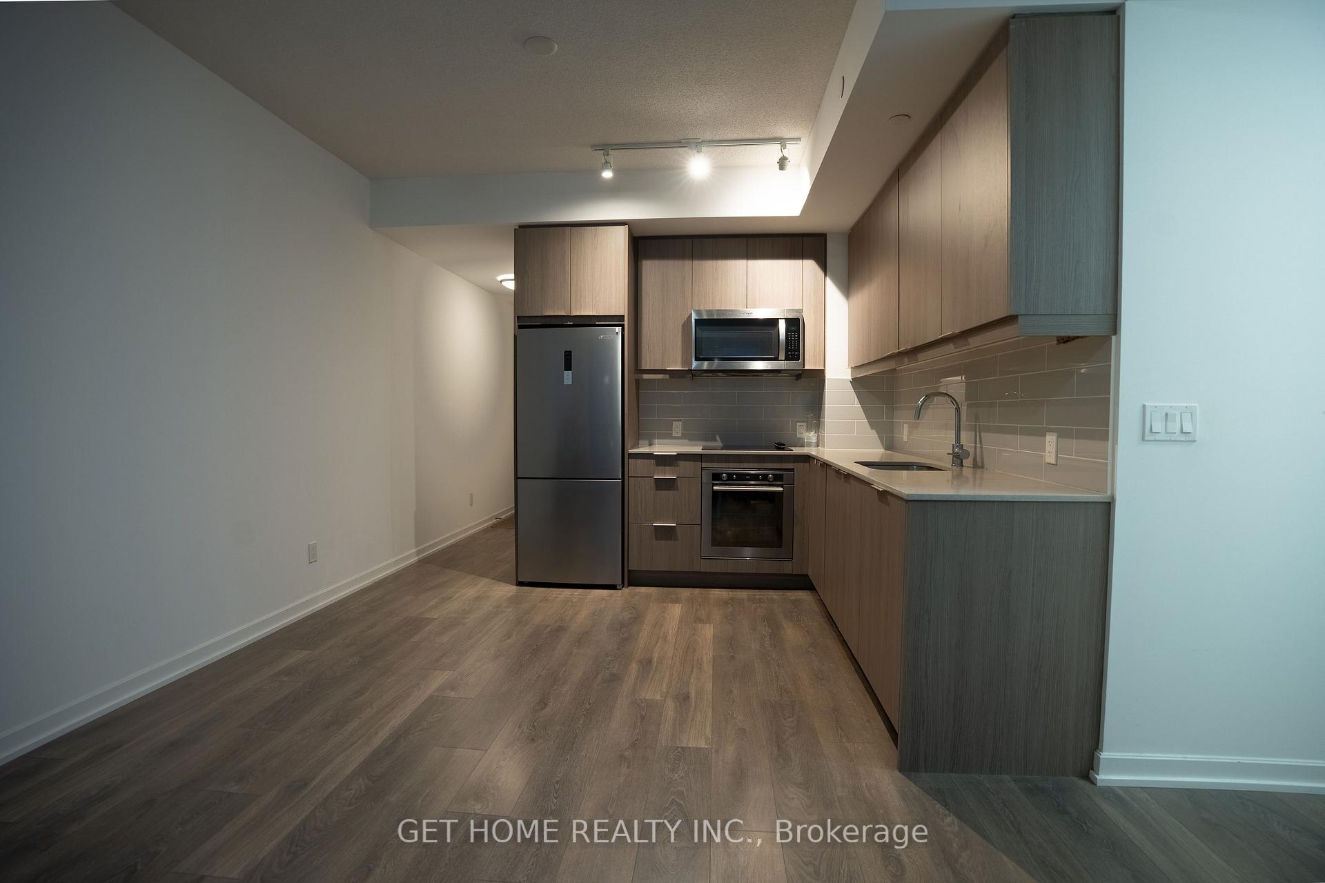 Photo 5 of Unit #1405, 32 Forest Manor Road, North York, Henry Farm — HOMEH