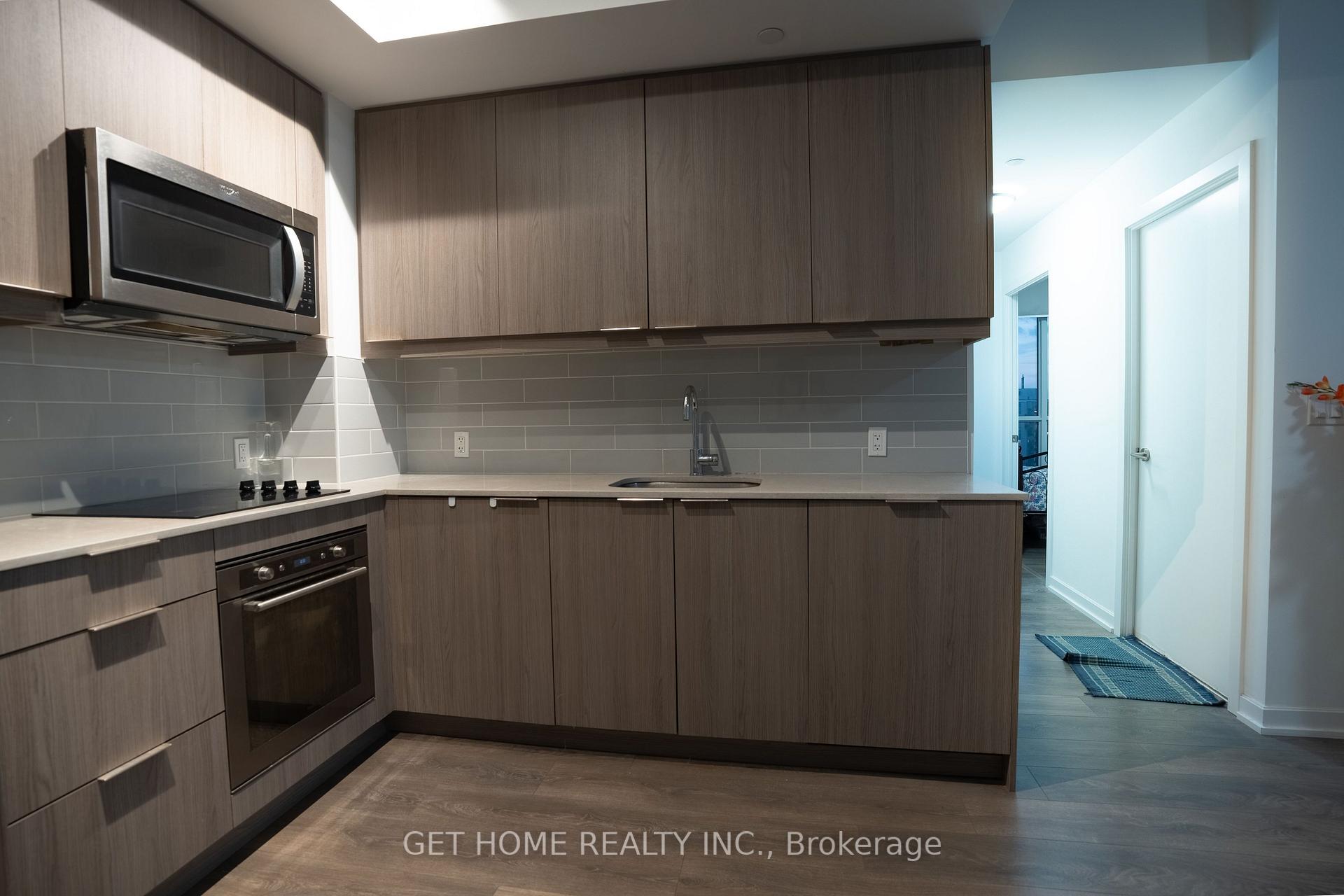 Photo 6 of Unit #1405, 32 Forest Manor Road, North York, Henry Farm — HOMEH