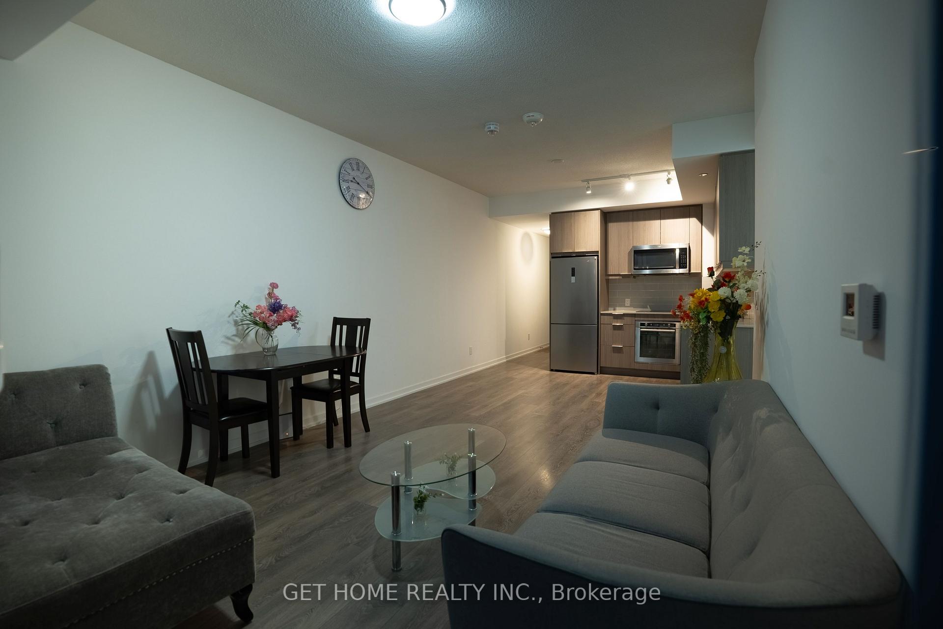 Photo 7 of Unit #1405, 32 Forest Manor Road, North York, Henry Farm — HOMEH
