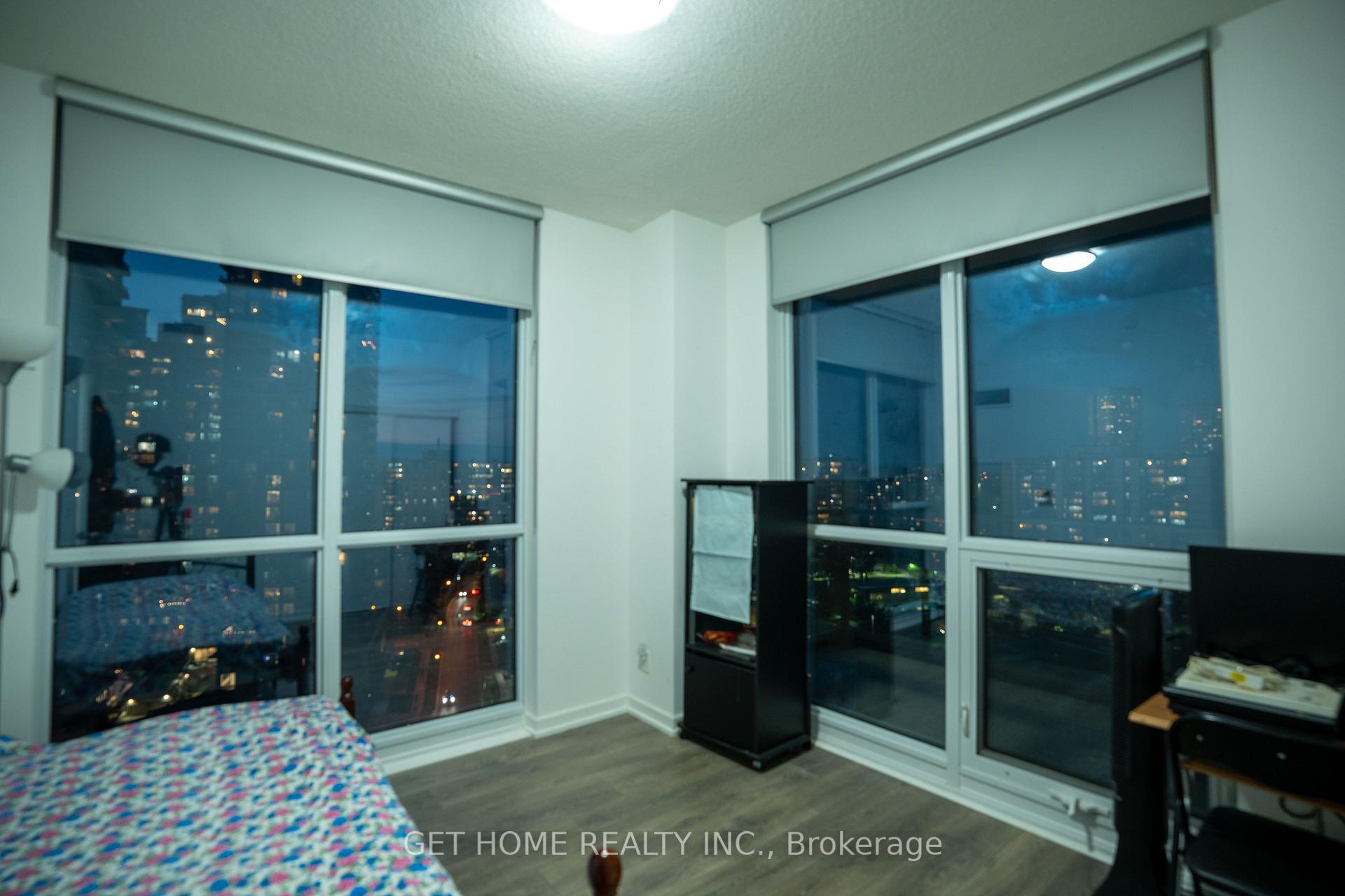 Photo 13 of Unit #1405, 32 Forest Manor Road, North York, Henry Farm — HOMEH