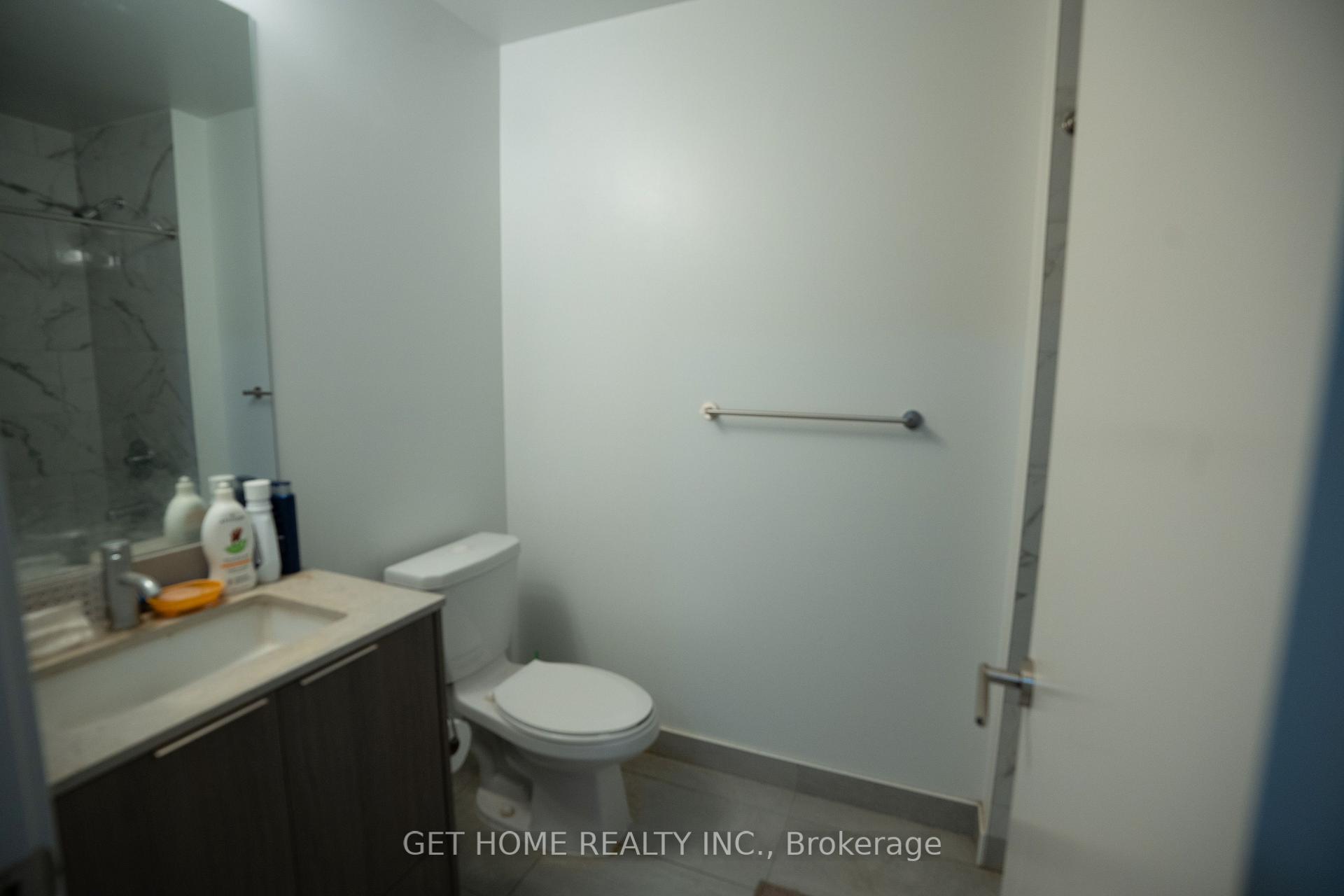 Photo 17 of Unit #1405, 32 Forest Manor Road, North York, Henry Farm — HOMEH