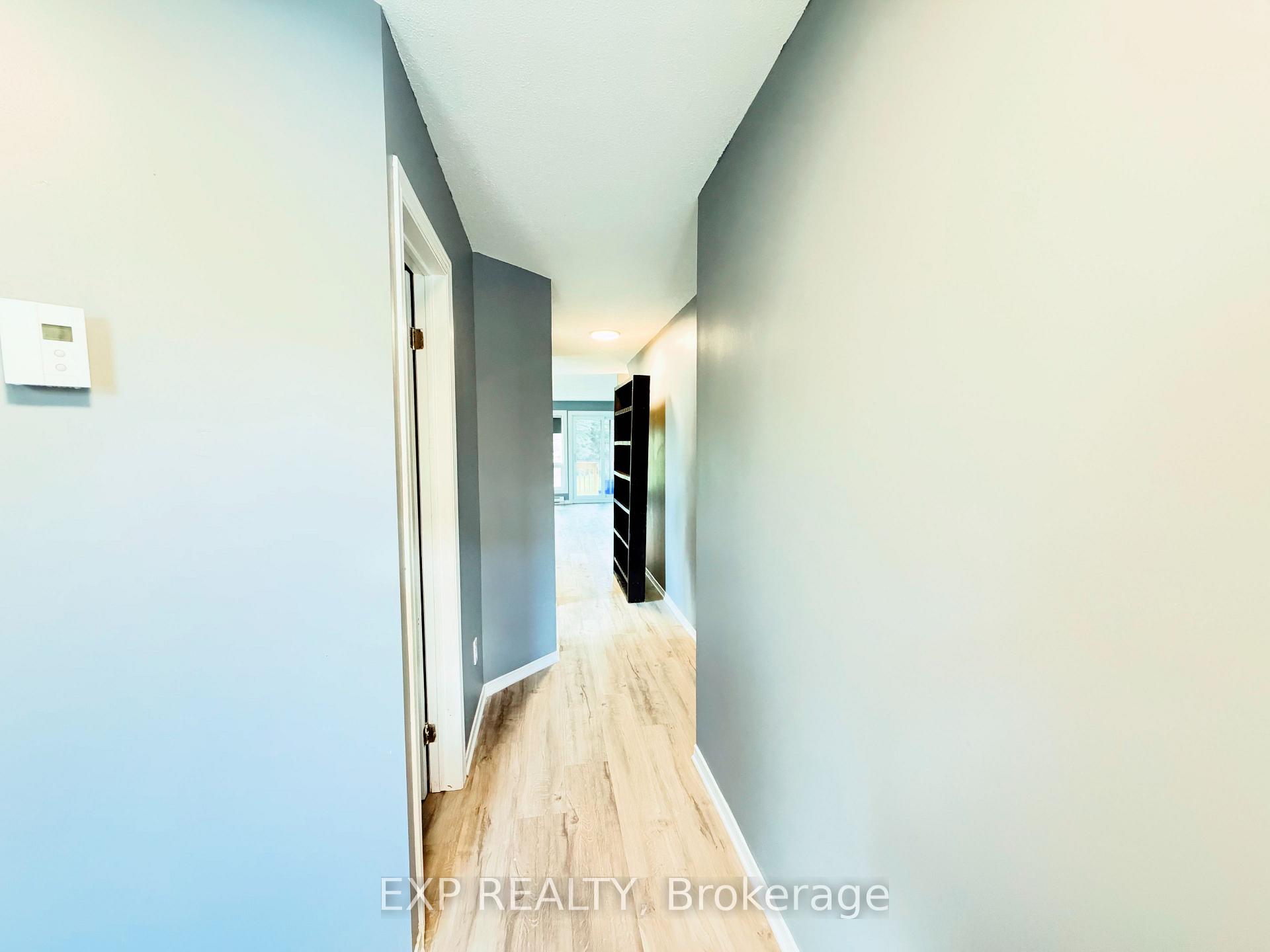 Photo 4 of 406 Briston Private, Ottawa, Hunt Club Park — HOMEH