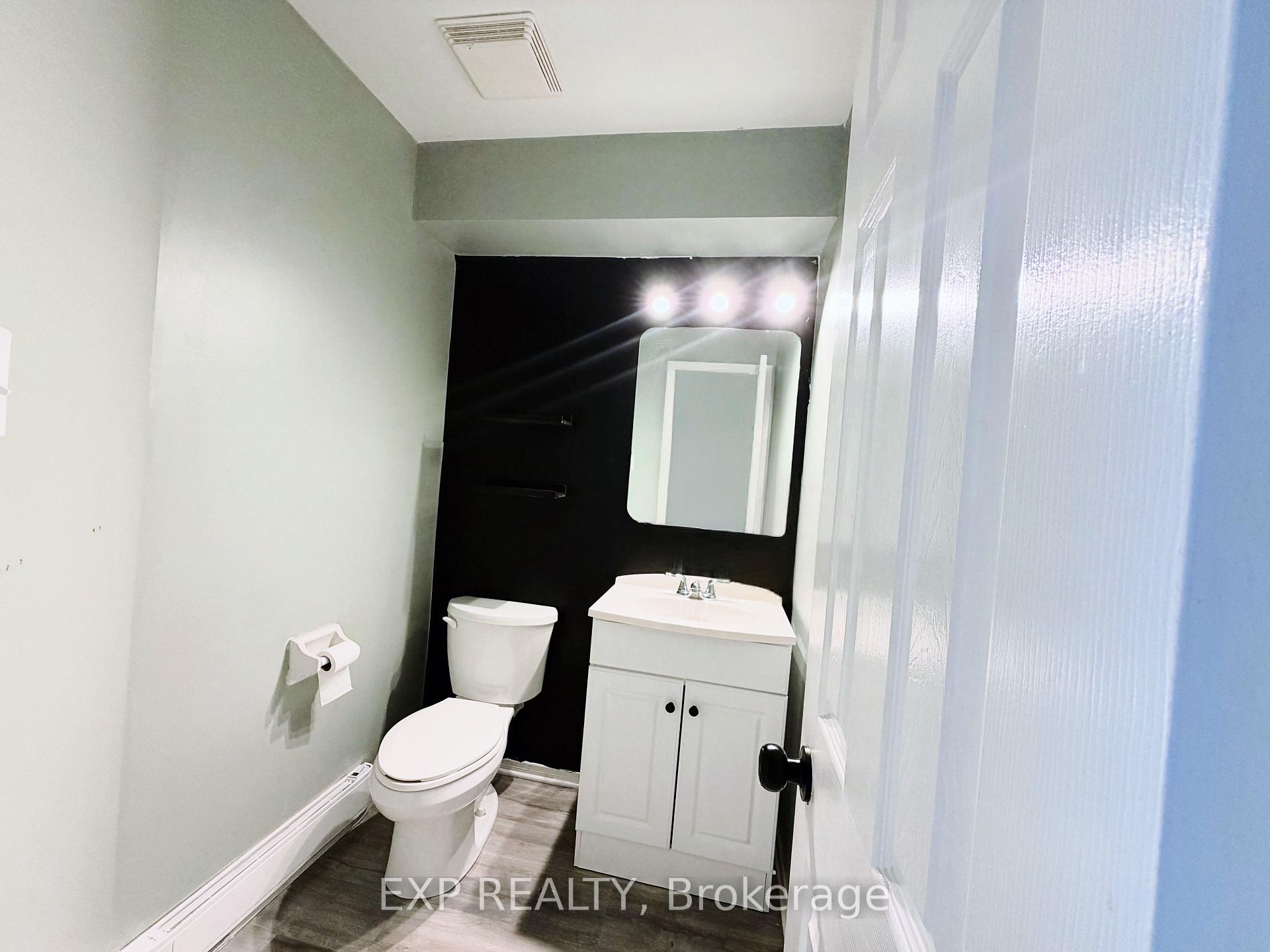 Photo 17 of 406 Briston Private, Ottawa, Hunt Club Park — HOMEH