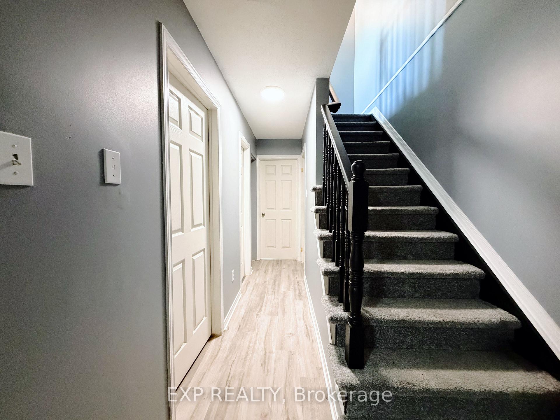 Photo 19 of 406 Briston Private, Ottawa, Hunt Club Park — HOMEH