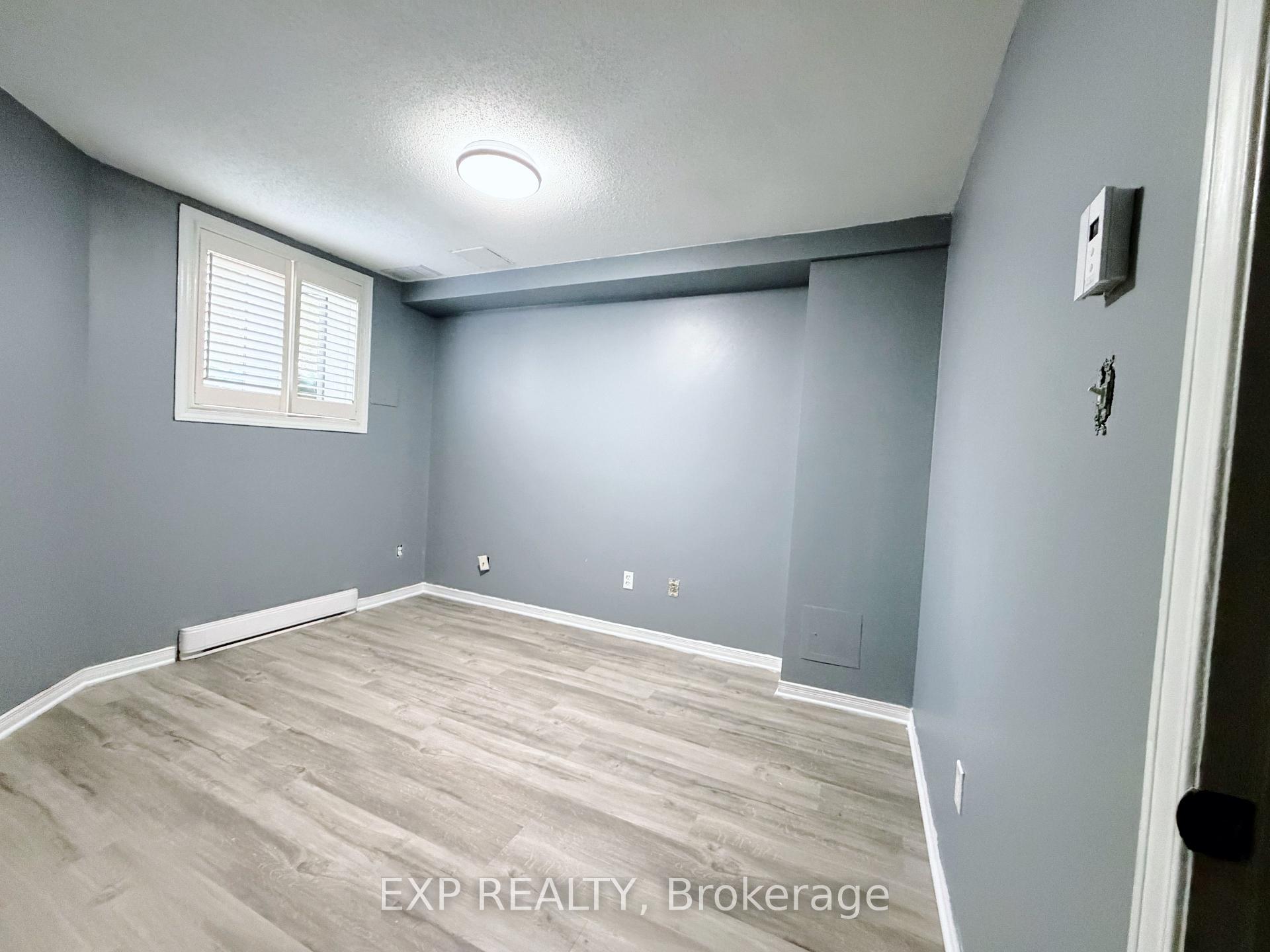 Photo 22 of 406 Briston Private, Ottawa, Hunt Club Park — HOMEH