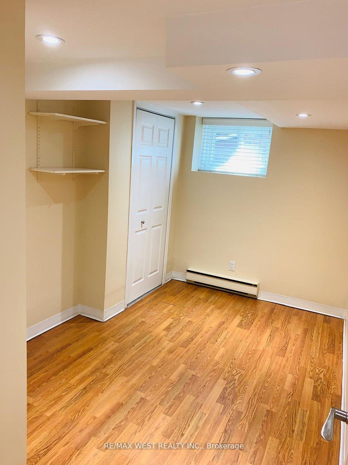 Photo 19 of Unit Lower, 900 Avenue Road, Toronto, Yonge-Eglinton — HOMEH
