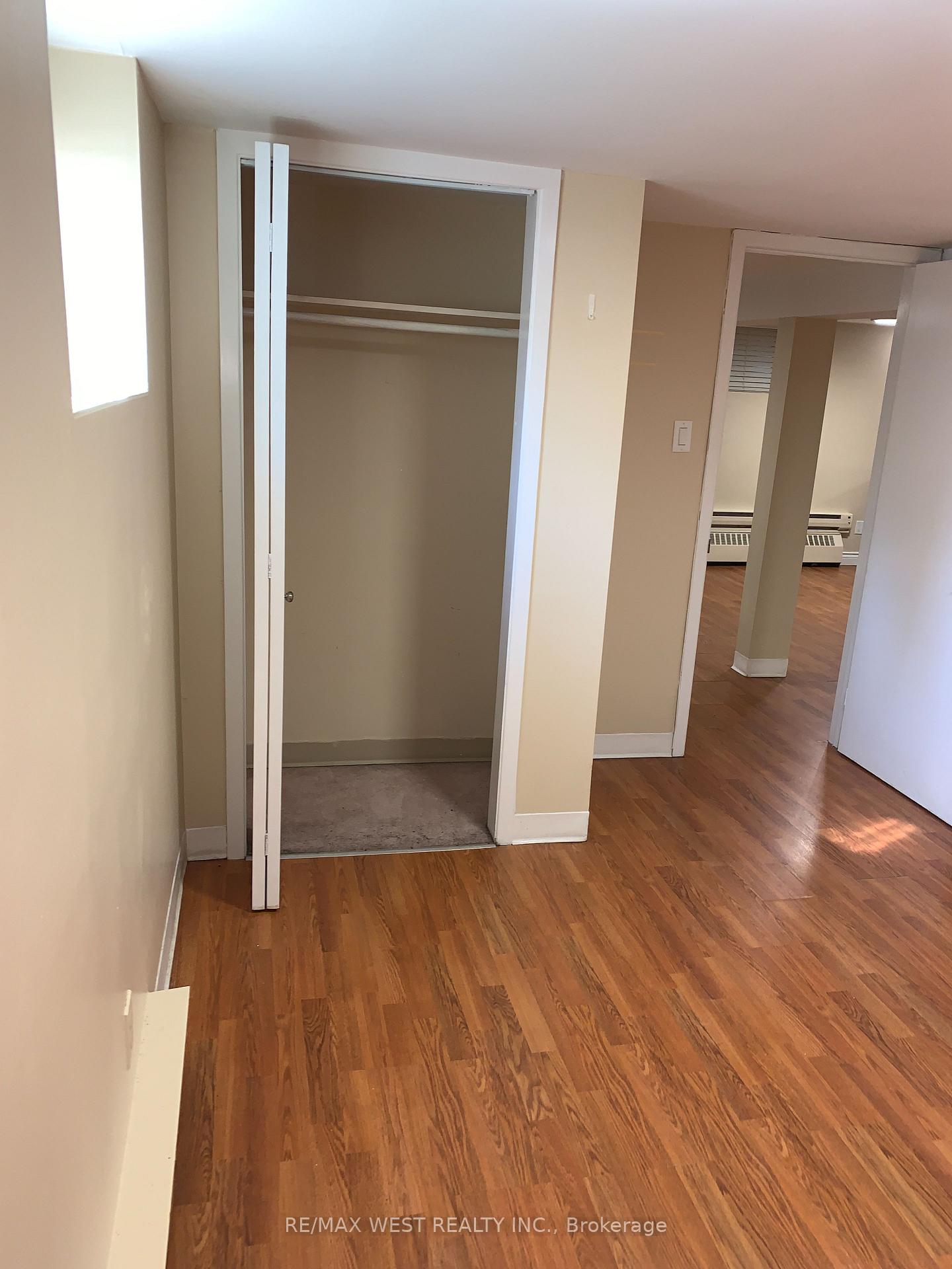 Photo 23 of Unit Lower, 900 Avenue Road, Toronto, Yonge-Eglinton — HOMEH