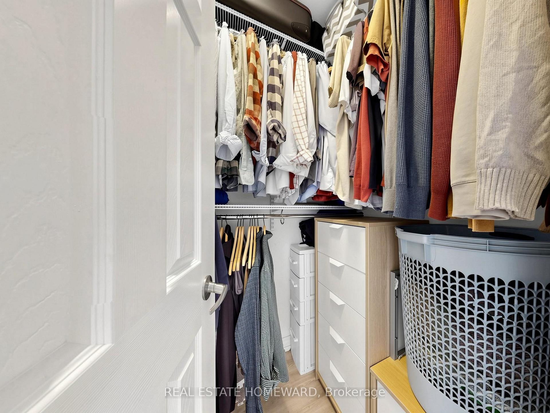 Photo 18 of Unit 309, 15450 Yonge Street, Aurora, Aurora Heights — HOMEH