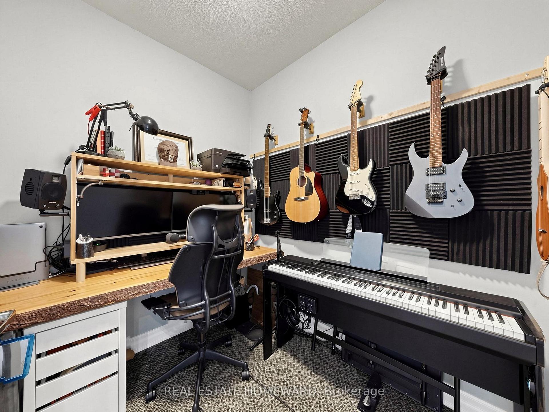 Photo 20 of Unit 309, 15450 Yonge Street, Aurora, Aurora Heights — HOMEH