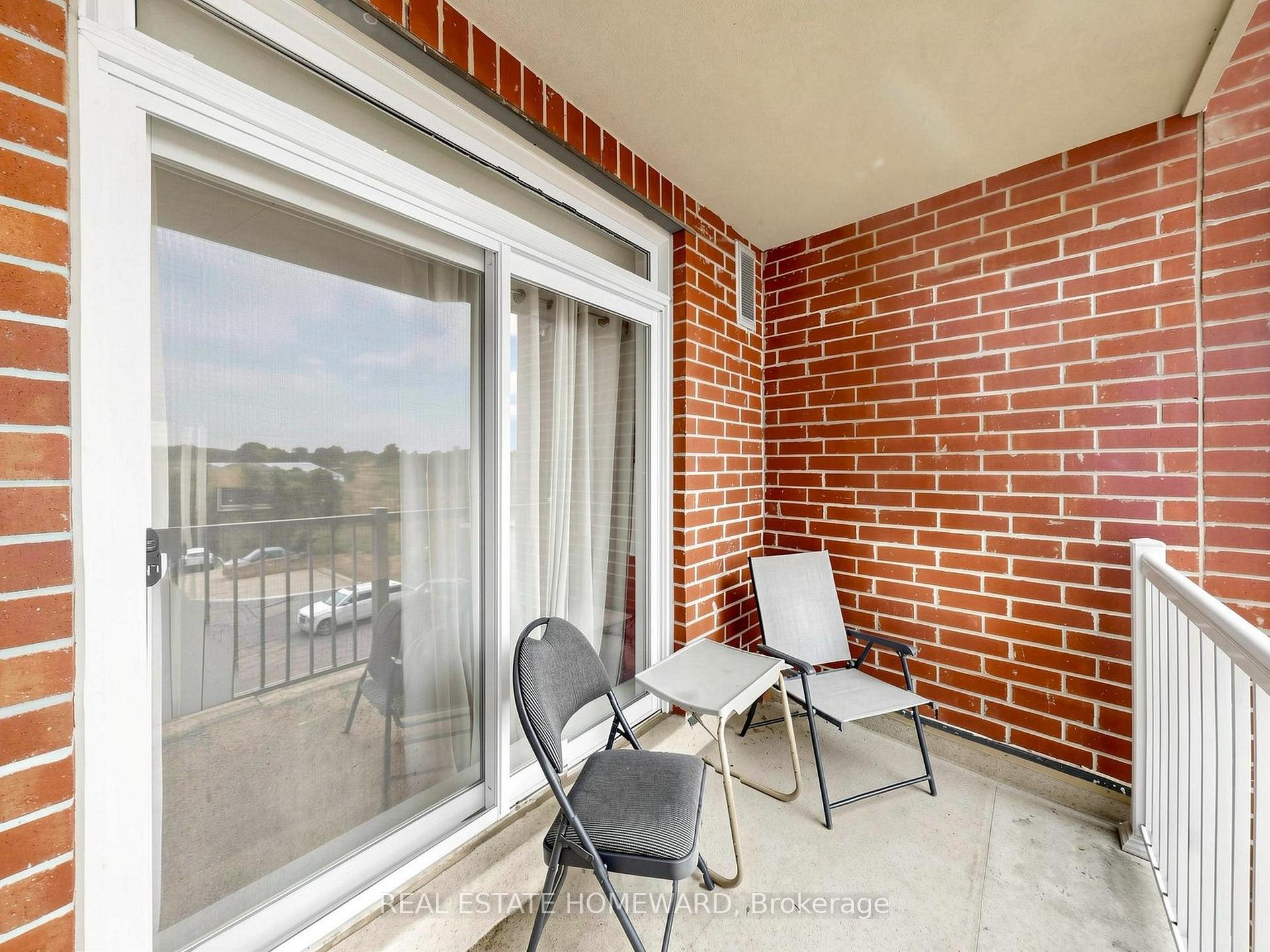 Photo 25 of Unit 309, 15450 Yonge Street, Aurora, Aurora Heights — HOMEH