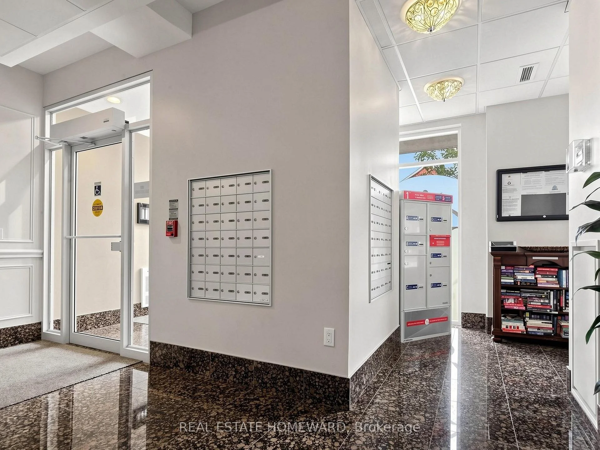 Photo 45 of Unit 309, 15450 Yonge Street, Aurora, Aurora Heights — HOMEH