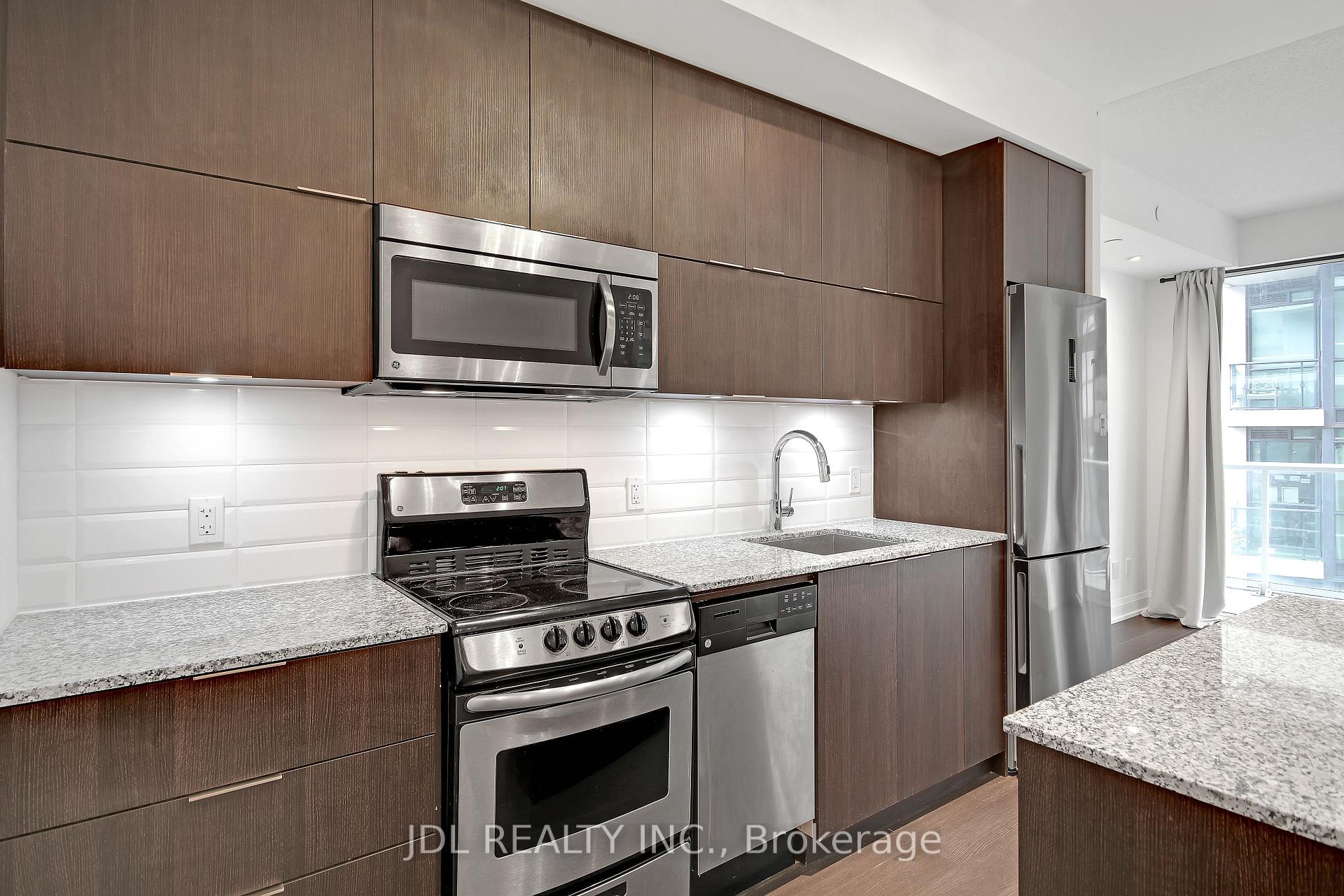 Photo 13 of Unit 705, 56 Annie Craig Drive, Etobicoke, Mimico — HOMEH