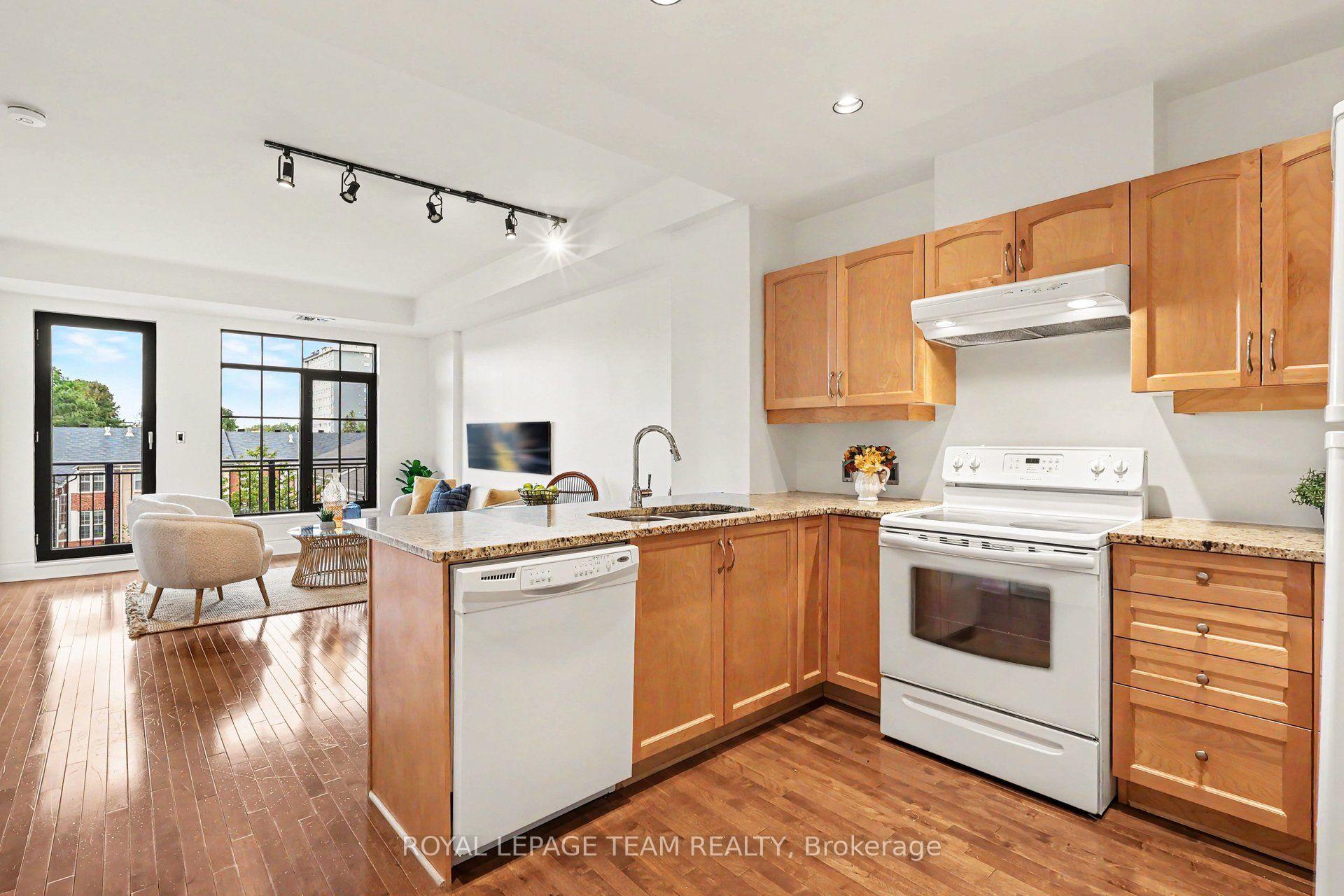 Photo 10 of Unit 405, 330 Loretta Avenue S, Ottawa, West Centre Town — HOMEH