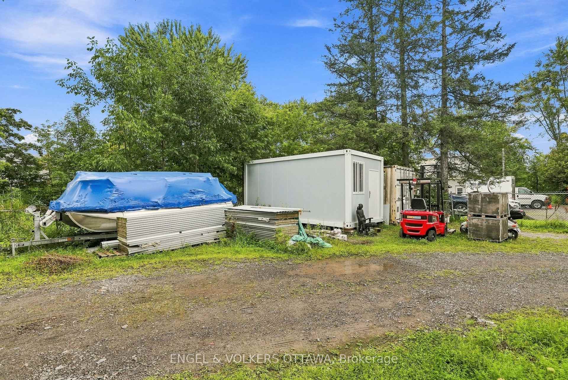 Photo 45 of 1760B River Road, Ottawa, Manotick East to Manotick Station — HOMEH