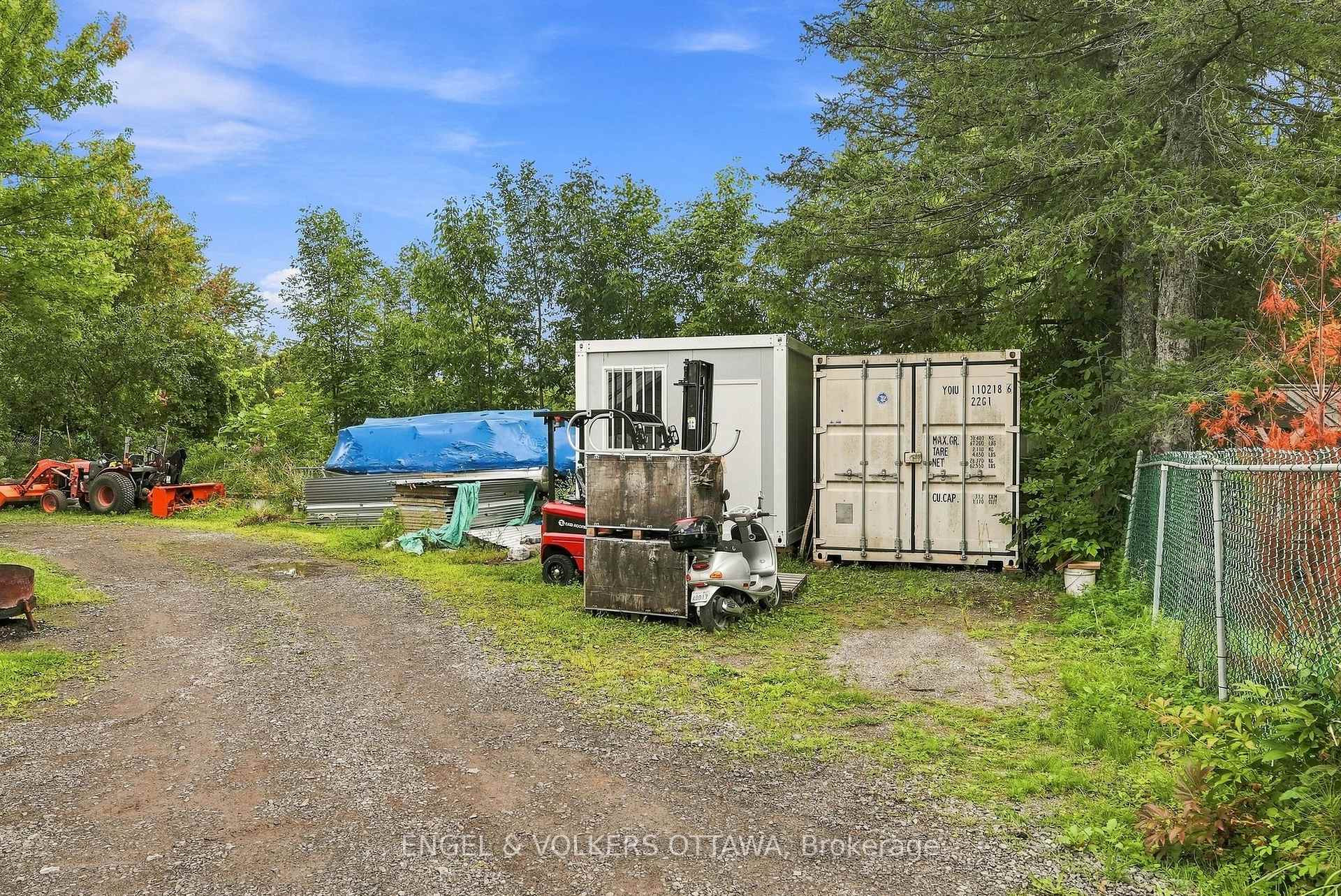 Photo 44 of 1760B River Road, Ottawa, Manotick East to Manotick Station — HOMEH