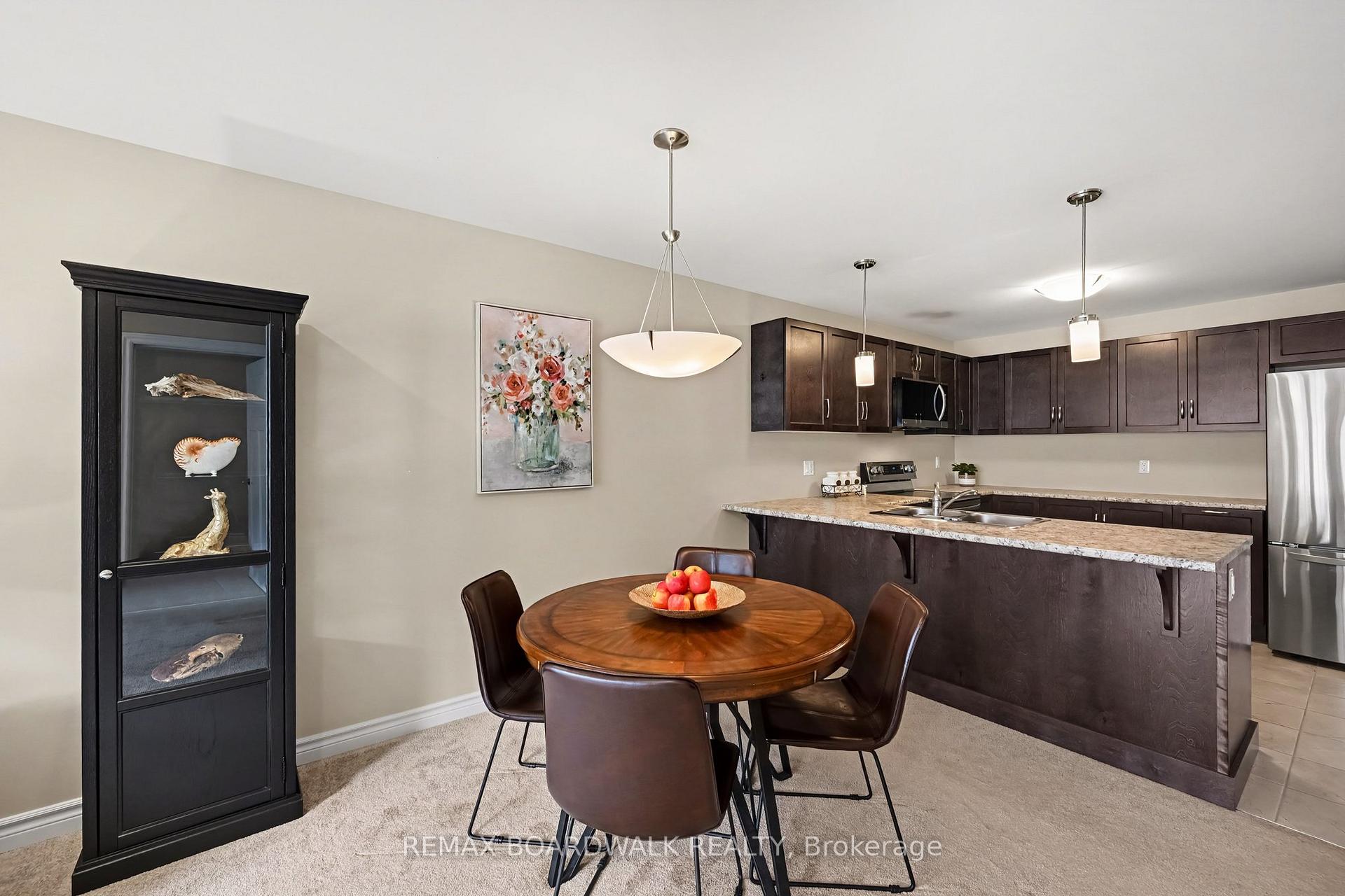 Photo 7 of 100 Seabert Drive, Arnprior, Arnprior — HOMEH
