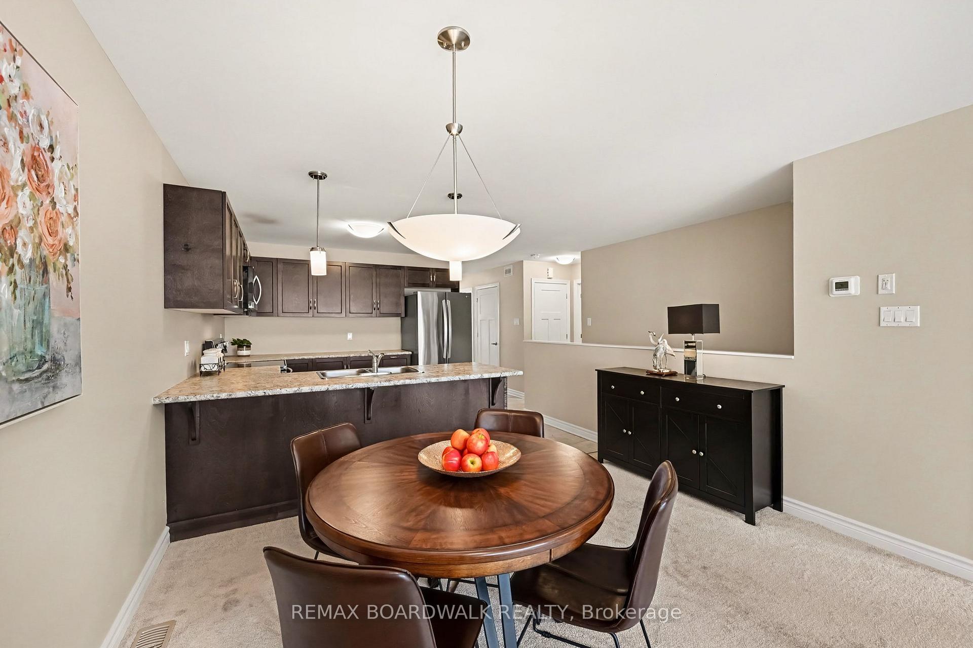 Photo 8 of 100 Seabert Drive, Arnprior, Arnprior — HOMEH