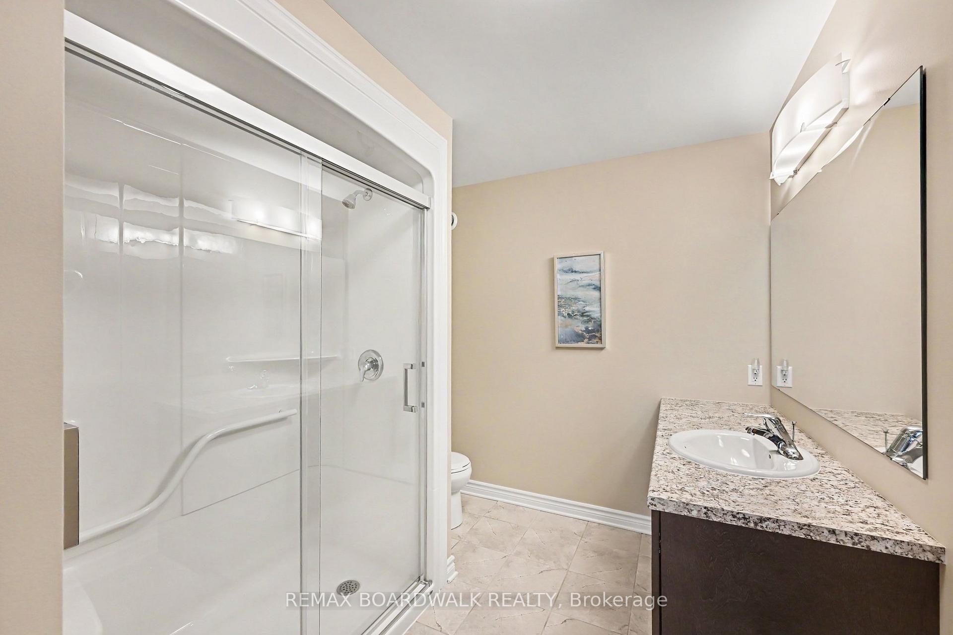 Photo 16 of 100 Seabert Drive, Arnprior, Arnprior — HOMEH