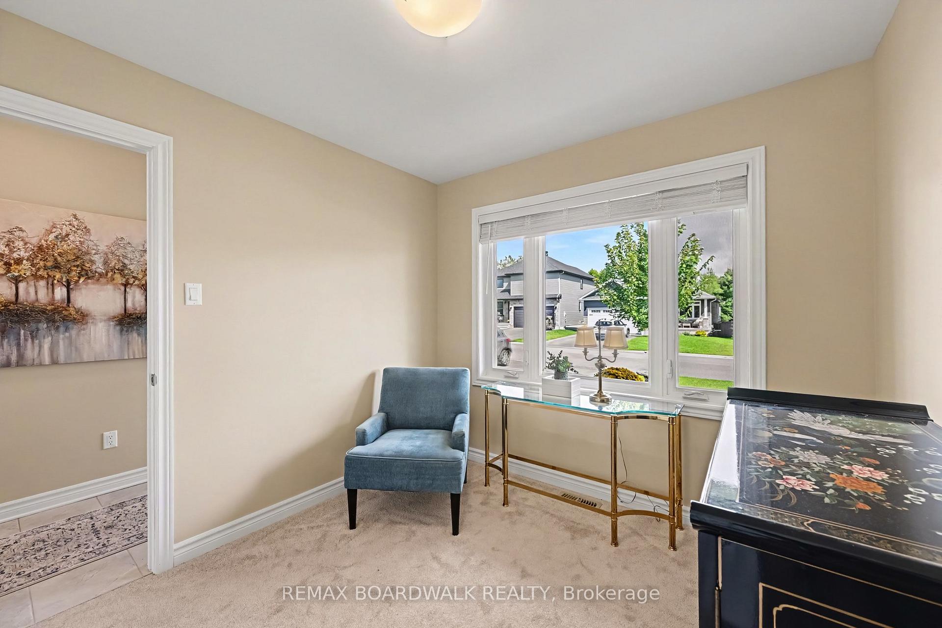 Photo 18 of 100 Seabert Drive, Arnprior, Arnprior — HOMEH