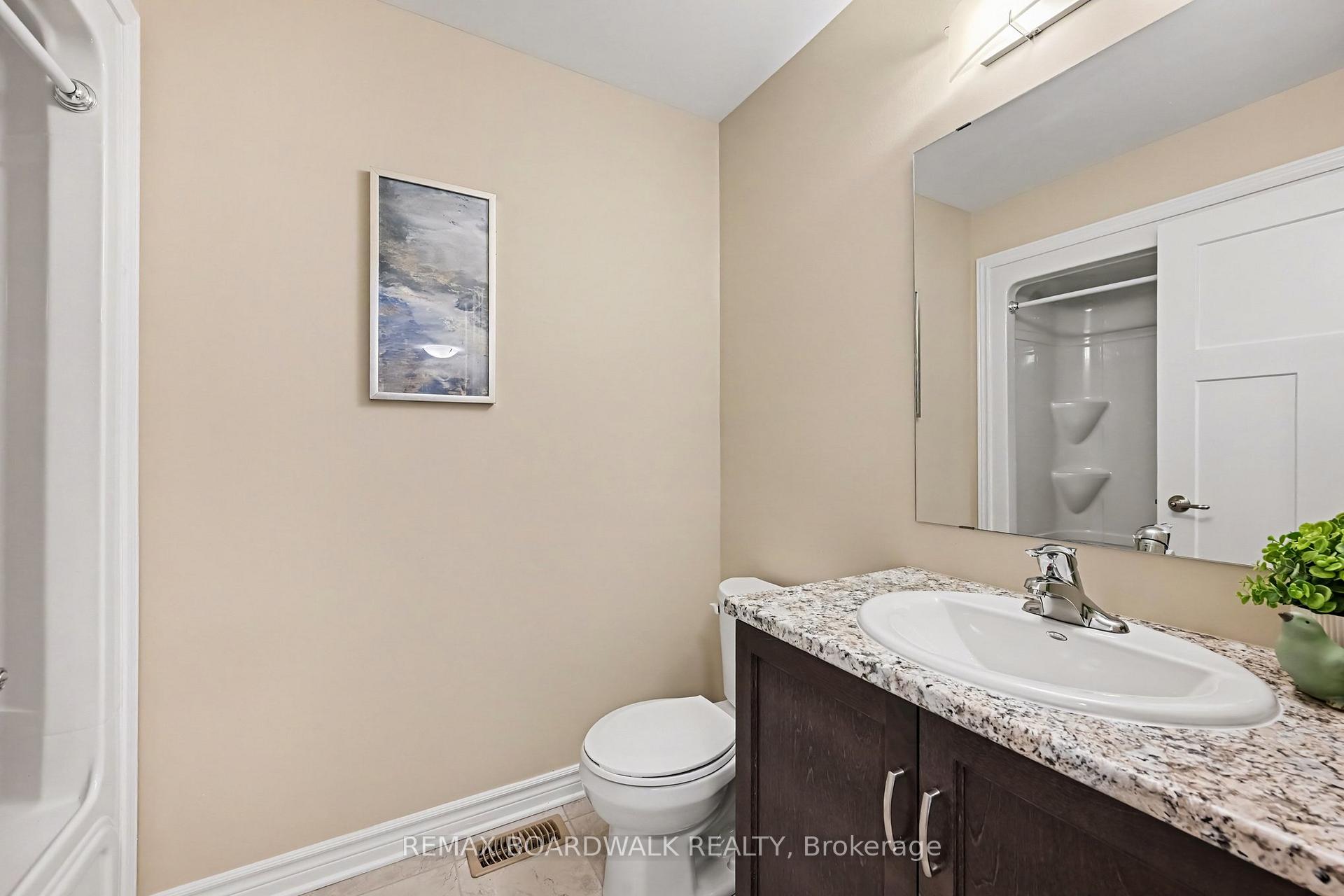 Photo 19 of 100 Seabert Drive, Arnprior, Arnprior — HOMEH