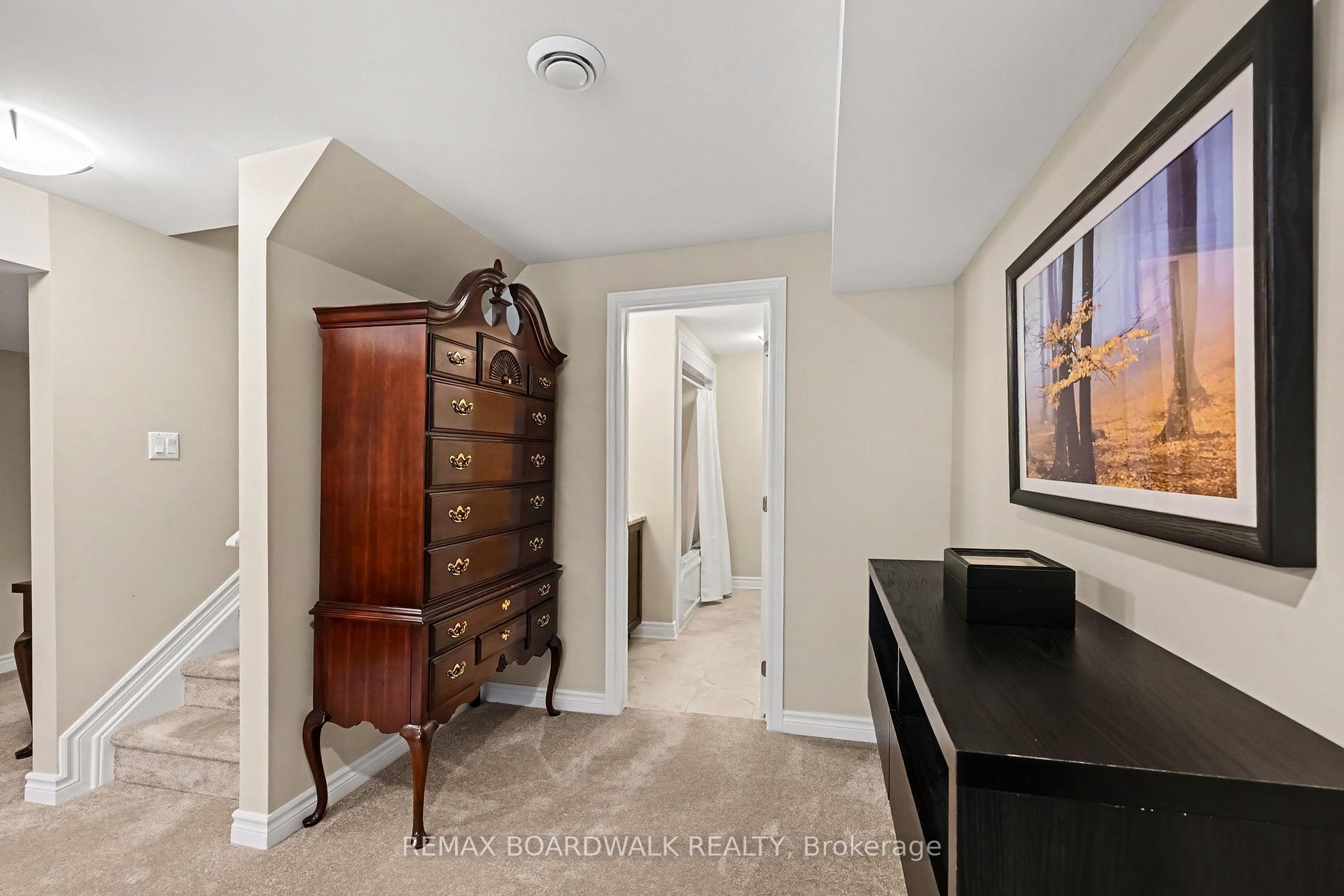 Photo 27 of 100 Seabert Drive, Arnprior, Arnprior — HOMEH