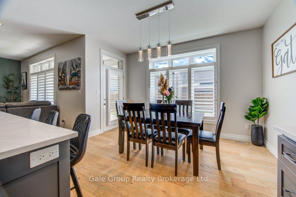 Photo 12 of 971 Downing Drive, Woodstock, Woodstock - North — HOMEH