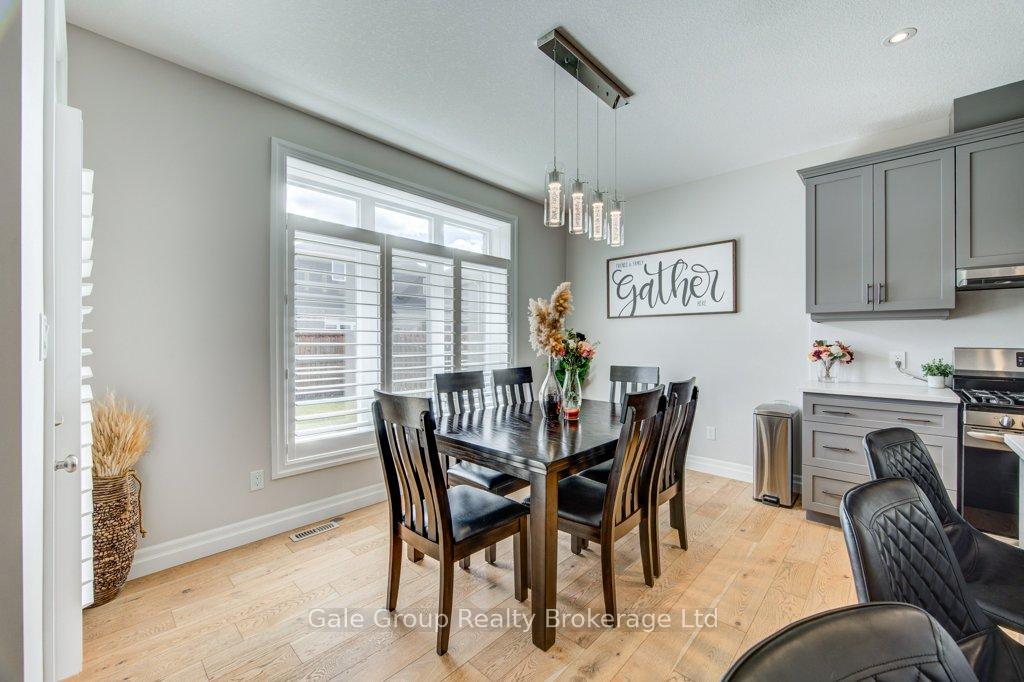 Photo 14 of 971 Downing Drive, Woodstock, Woodstock - North — HOMEH