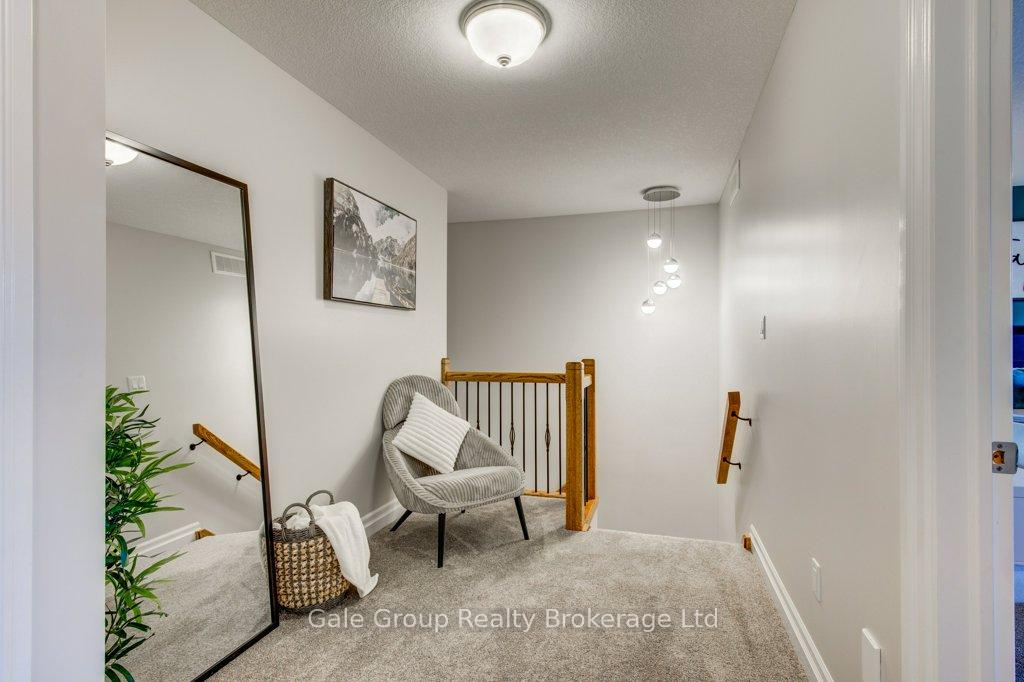 Photo 19 of 971 Downing Drive, Woodstock, Woodstock - North — HOMEH