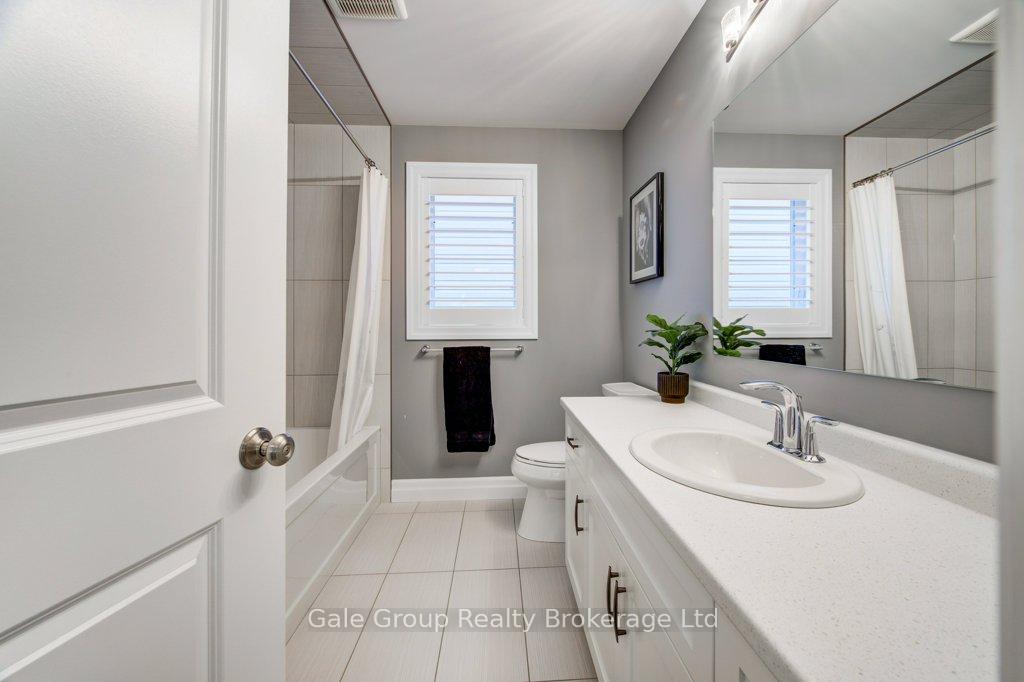 Photo 35 of 971 Downing Drive, Woodstock, Woodstock - North — HOMEH