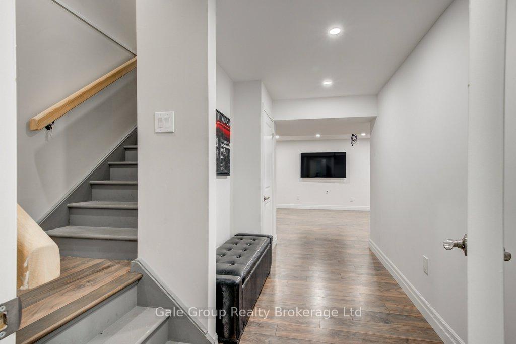 Photo 37 of 971 Downing Drive, Woodstock, Woodstock - North — HOMEH