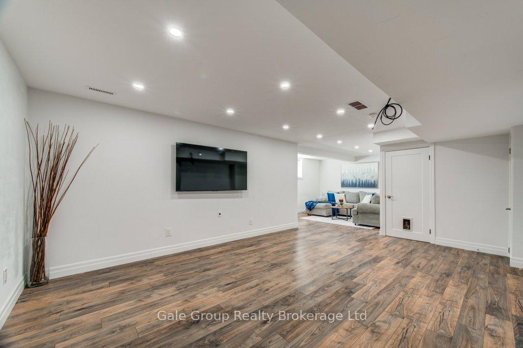 Photo 39 of 971 Downing Drive, Woodstock, Woodstock - North — HOMEH