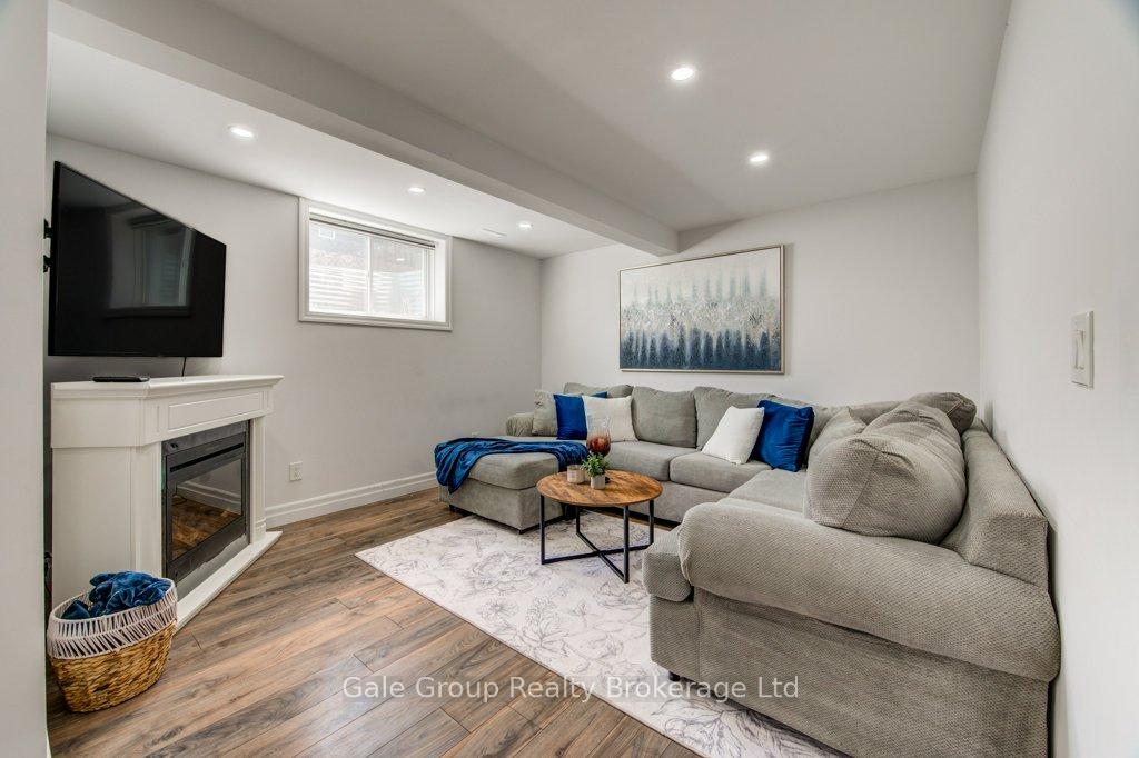 Photo 41 of 971 Downing Drive, Woodstock, Woodstock - North — HOMEH