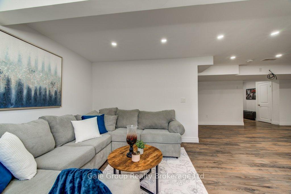 Photo 42 of 971 Downing Drive, Woodstock, Woodstock - North — HOMEH