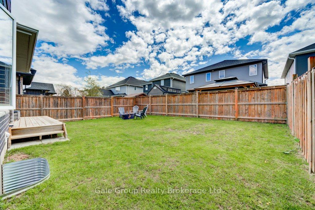 Photo 48 of 971 Downing Drive, Woodstock, Woodstock - North — HOMEH