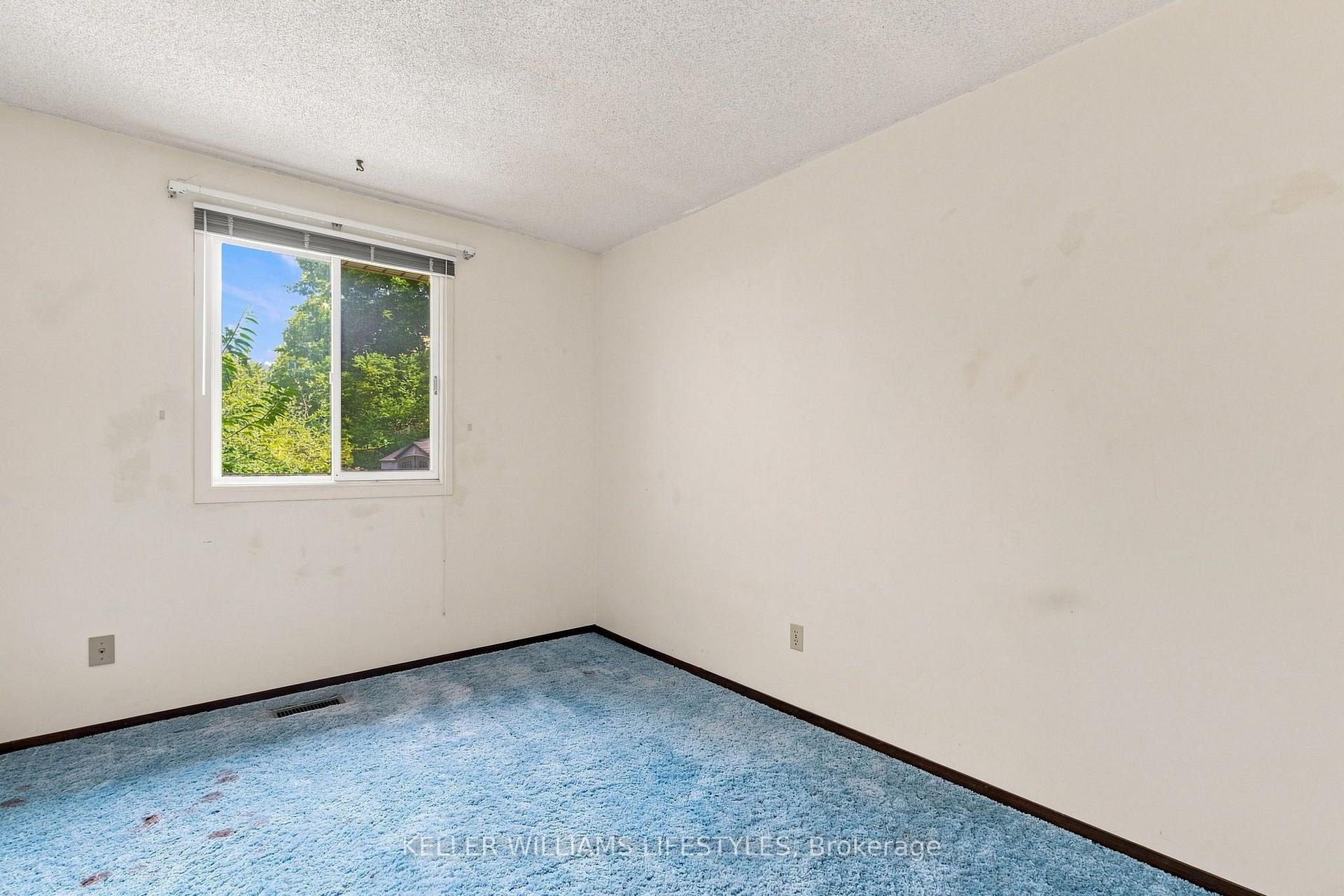 Photo 16 of 1733 Aldersbrook Road, London, North F — HOMEH