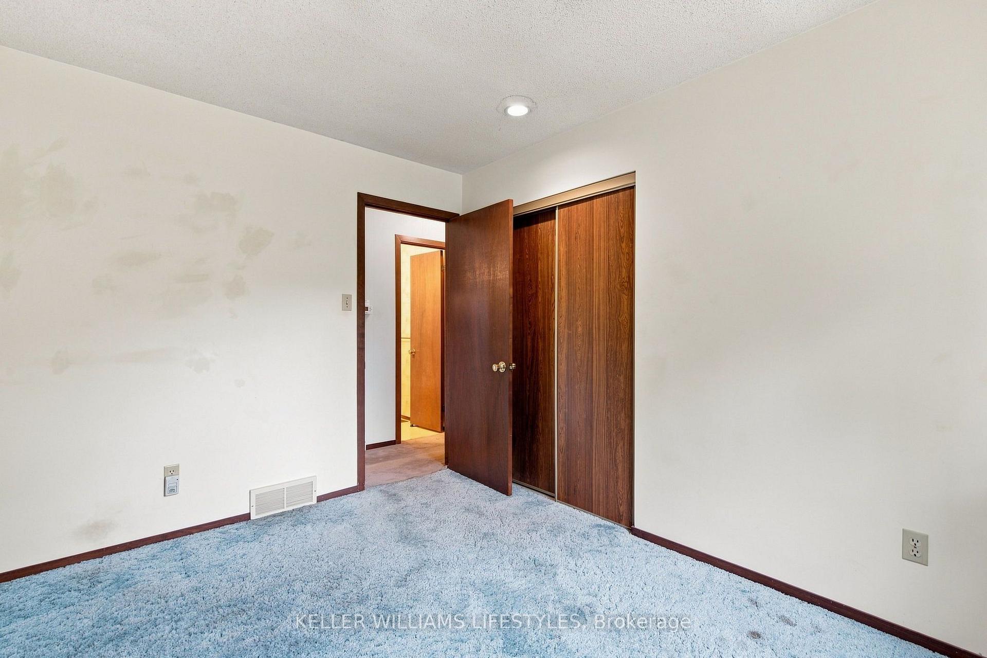 Photo 18 of 1733 Aldersbrook Road, London, North F — HOMEH