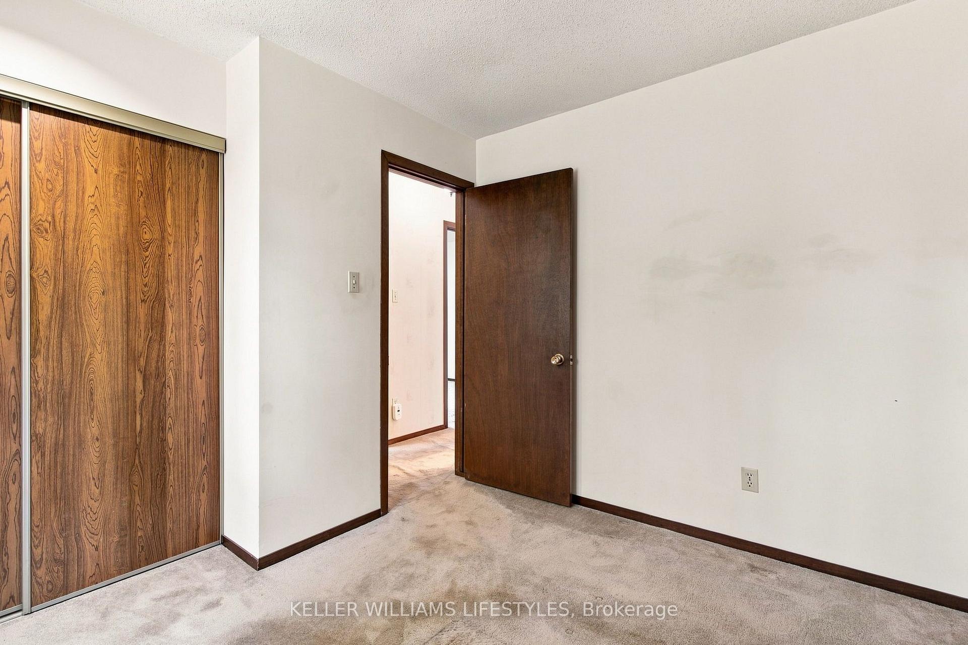 Photo 24 of 1733 Aldersbrook Road, London, North F — HOMEH